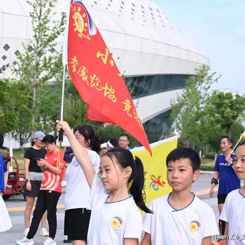 今夏“花儿”更鲜红