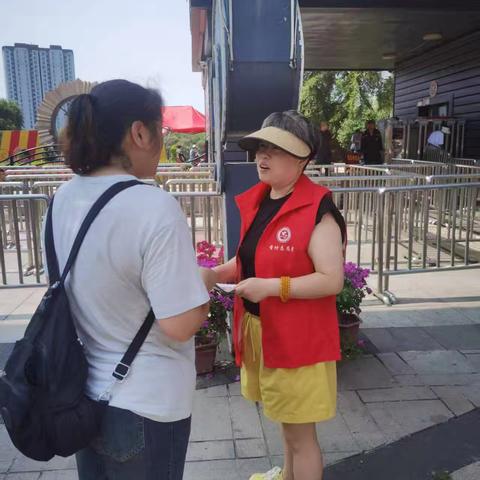 护好脚下铁路，守好身边平安——香大街道开展爱路护路宣传活动