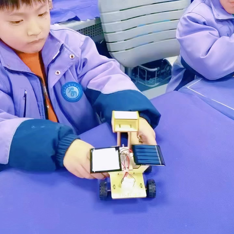 探索科学奥秘 点亮智慧之光—同心县实验小学科学社团活动