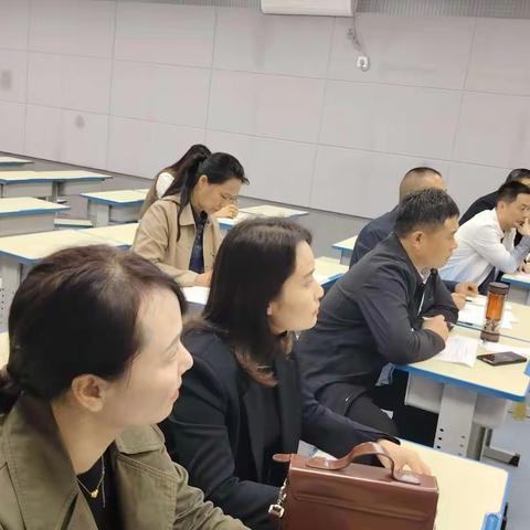 时光深处待花开，优质课堂竞风采