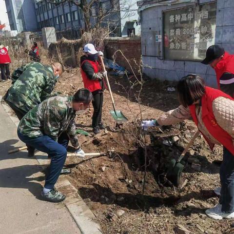 “植树添绿正当时，不负春光植树忙“—榆林街道万新村开展2023年“植树节”义务植树活动