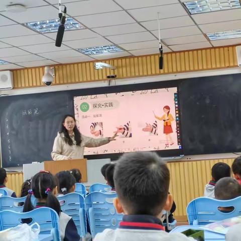 探索科学奥秘，启迪智慧之光——高新区科学学科教研活动
