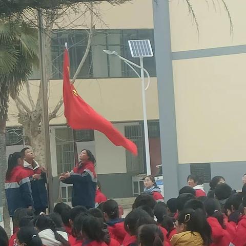 让雷锋精神放光芒——嵯峨中学学雷锋活动月小记