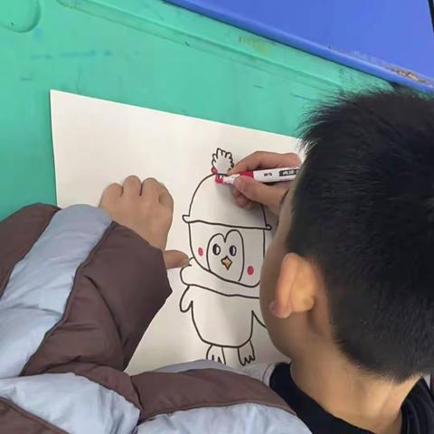 童趣泼彩，水色生花——一年级小画家的色彩初探之旅