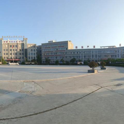 成州中学风貌记