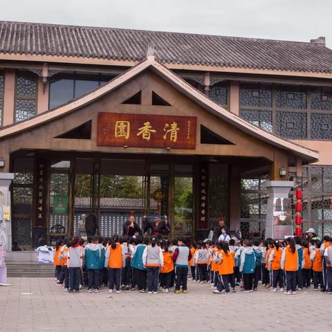 漫步清香园 体验中国传统制酱工艺