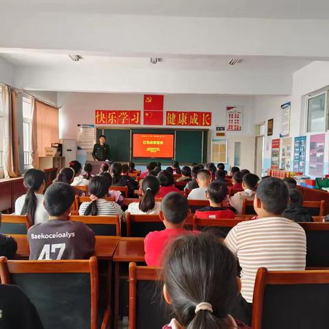 传承红色精神 聆听红色故事——武城县李家户镇中心小学“兵教师”进校园科普教育活动