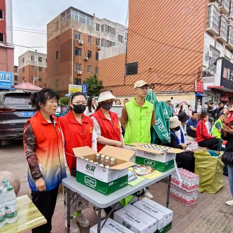 【中原路街道庆西社区】“心系学子 助力高考送清凉”志愿服务活动