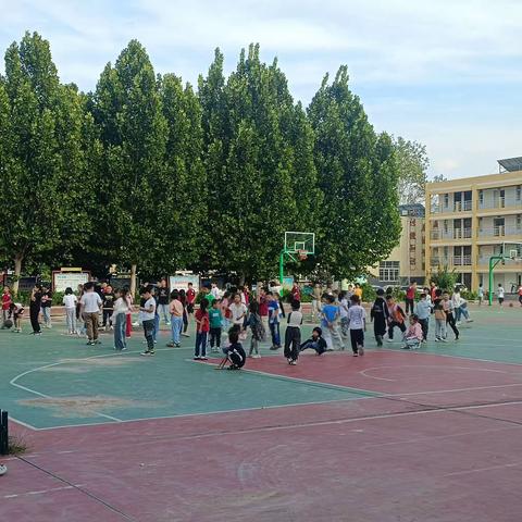 武丘中心小学2023年秋季社团选团活动