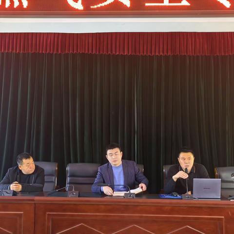 加强餐饮企业燃气安全，九峰镇开展燃气安全专题培训会