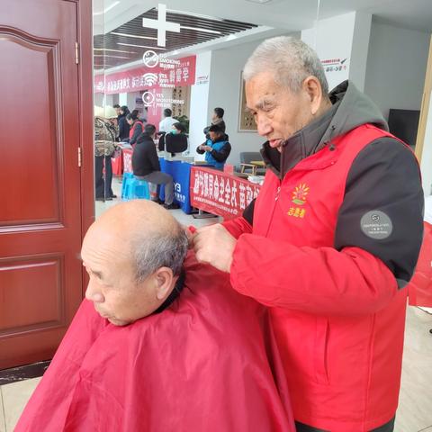 潞才社区开展“暖心为民 ，政策惠民”宣传活动