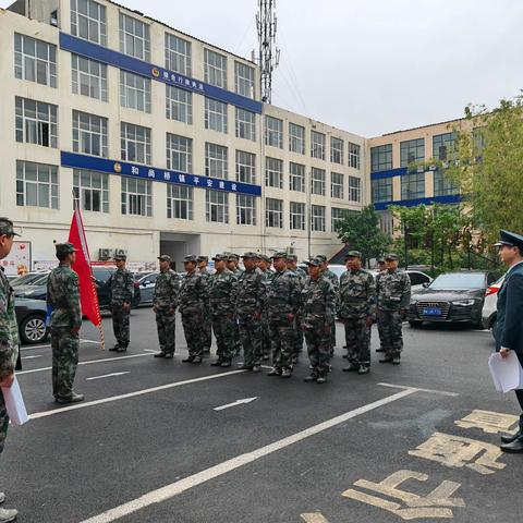 点出精气神 验出战斗力——市武装部军事科参谋何胜利到和尚桥镇开展民兵分队拉动点验