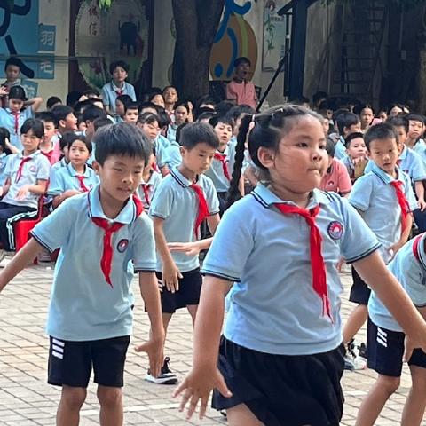 阳光大课间,活力满校园——临高县东方红学校庆六一大课间律动操比赛剪影