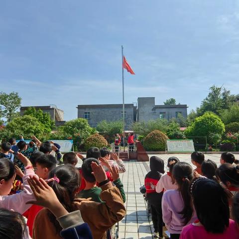 [百尺竿头 更进一步]太和镇范楼小学期中综合素养测评总结表彰大会