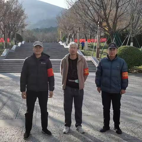 【千佛山街道】济柴社区开展巡山防火工作