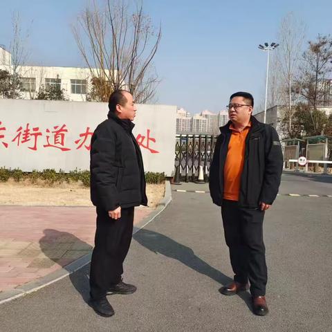 冬日街巷里的无声守护——濮东环卫站