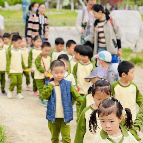 爱在春天，乐在自然——大地幼儿园春游活动