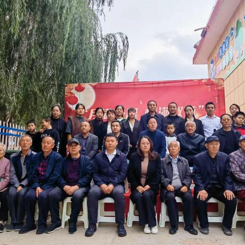 怀远街道能源路社区联合双报到单位区政府办开展“月满华诞 情满双节”迎中秋 庆国庆主题活动