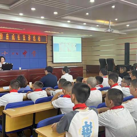 伊宁市烟草专卖局联合多部门开展法制教育，上好“开学第一课”