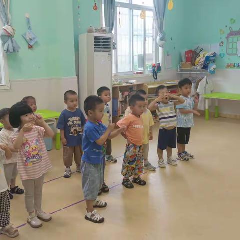 雨露阳光幼儿园小一班期末汇报