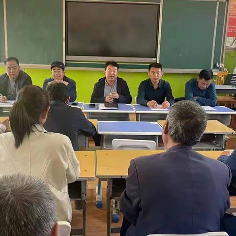 【三抓三促进行时】 凝心聚力抓常规 严勤细实促成长 ——三岔镇学区督导辖区学校侧记