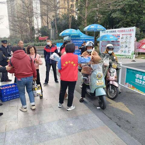 香开社区开展“春风摇曳妇女节”暨“我们的节日·拗九节”主题活动