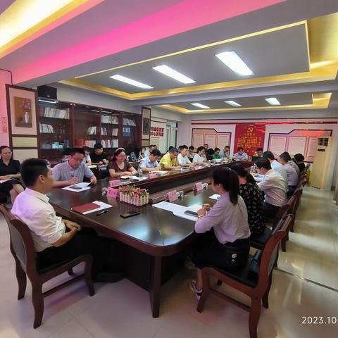 海口市“2+3”健康服务包肝炎患者转介和管理工作会议