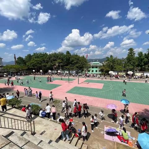 学校小“社会”变身社会“大校园”——南屏镇土桥小学开展庆祝“六一”商品交易活动