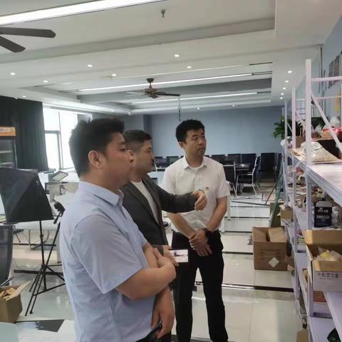 深入企业走访调研 助力优化营商环境