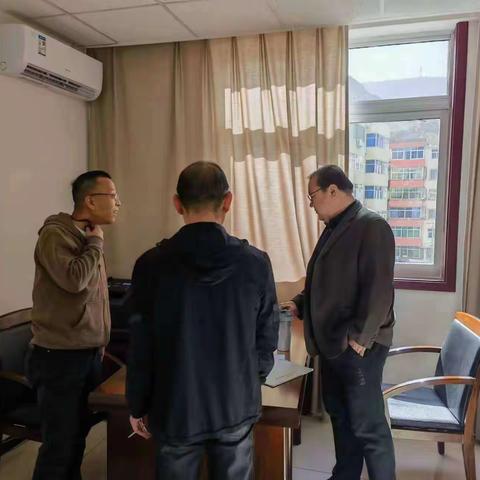 国家税务总局延安市税务局党委委员、副局长贺建强带队开展五一节假日值班值守及安全检查工作