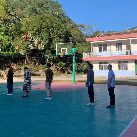 秋风萧瑟天渐凉 热情高涨勤学忙——茶坪完全小学第三周值周总结