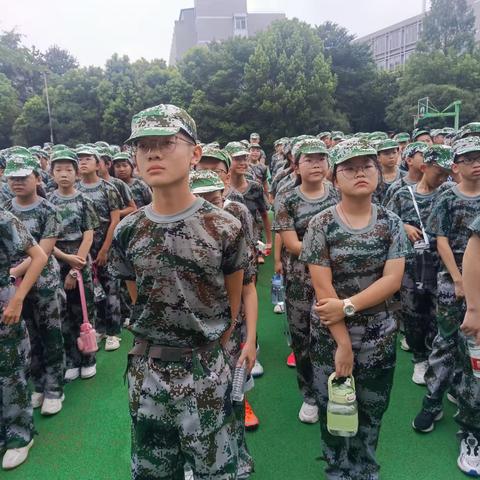 奋斗的青春最美——710班第二天军训小记