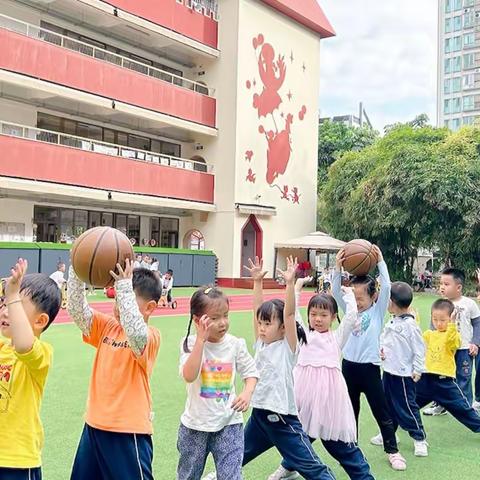 幸福时刻｜镜头里的小可爱📷育才四幼中二班幼儿活动剪影