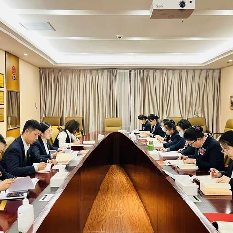 昌吉分行营业部党支部开展党支部书记讲党课活动