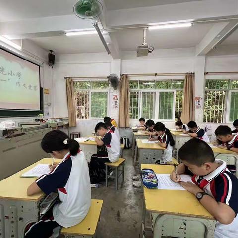 快乐节日，童心飞翔——社光小学庆“六一”活动总结