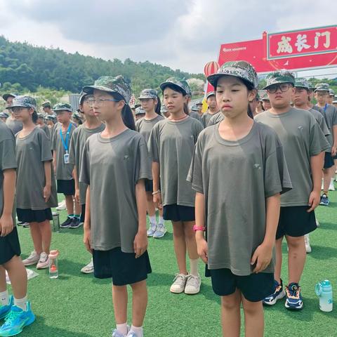 国防教育进校园·第四日：淬意志、燃情怀，于总结中聚力前行