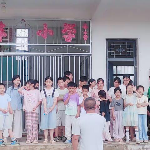 暖心家访，平安暑假——双丰小学暑期家访活动