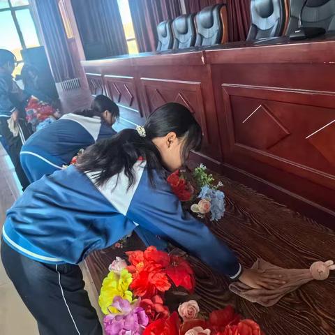 【养正立人+校园执勤】乌拉特中旗实验学校六年级二班“爱校护校践于行”值周工作汇报