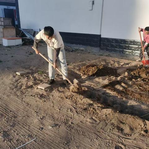 劳动砺心志 实践促成长——乌拉特中旗实验学校6.2班“五一劳动节”实践活动