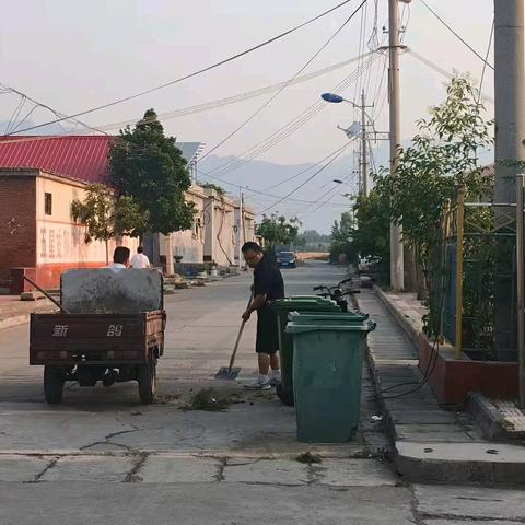 七贤镇丁村周六环境卫生整治