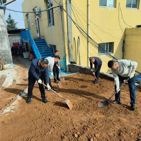 “共建绿色矿山，共创优美环境”主题党日活动