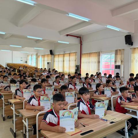 党建引领铸师魂，提质增效促教学—— ‍2026年春季学期那彭镇小学 ‍英语课堂教学比赛与“主题党日”活动