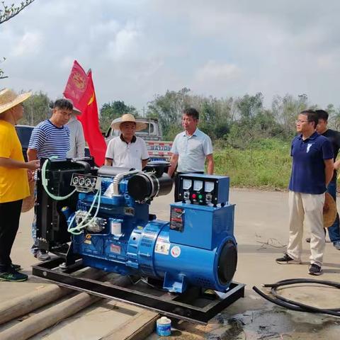 海南省旅文厅向秀英区东山镇东溪村捐赠物资，助力灾后重建