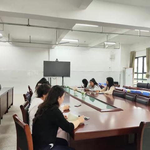 筑牢安全防线，守护童年乐园——张青乡中心幼儿园自然灾害风险隐患排查活动