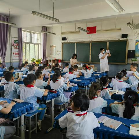 扶“苗”扶“正”，挺直脊梁——记西夏区第九小学三年级（3）班脊柱侧弯筛查活动