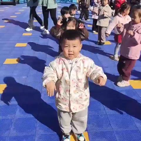 🌼让时光✨吹进幼儿园的日常🧡——红黄蓝幼儿园红四班