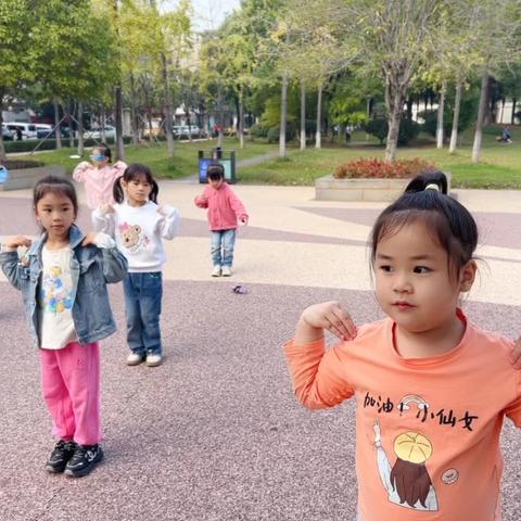 元培幼儿园太阳广场园大三班11月生活记录篇🌈