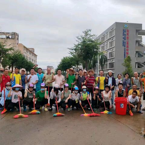 风雨共担时 患难见真情——海南临高第二思源实验学校迎战超强台风“摩羯”掠影