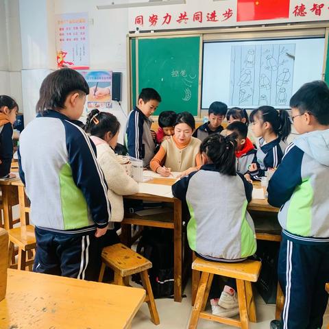 “艺语绘心”【公益美术课堂】第十五期--线描画《林中小鸟》