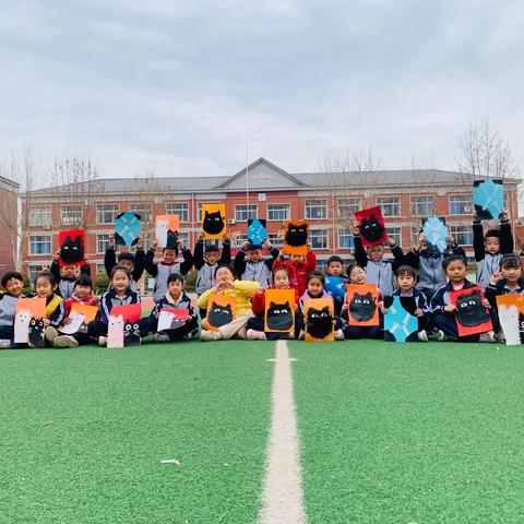 “艺语绘心”【公益美术课堂】第十七期--《创意丙烯画》